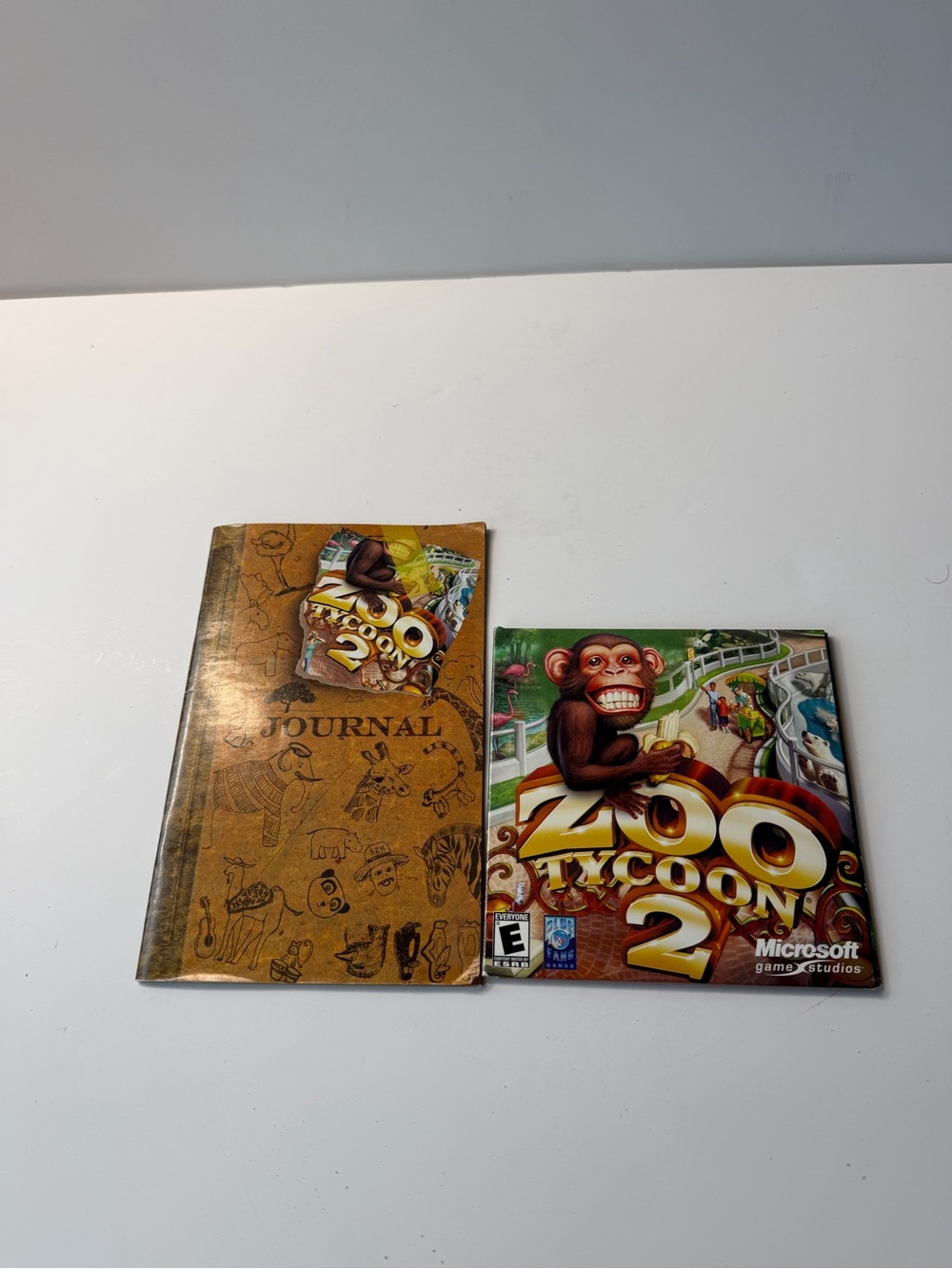 Zoo Tycoon 2 PC CD-ROM Microsoft Game St. Blue Fang 2004 Windows 98SE/Me/2000/XP
